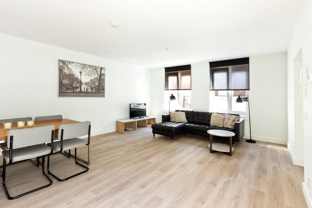 Royal Apartments City Centre Алкмаар Екстериор снимка