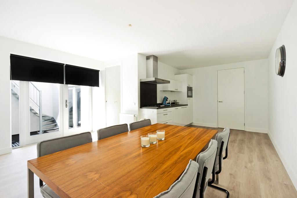 Royal Apartments City Centre Алкмаар Екстериор снимка